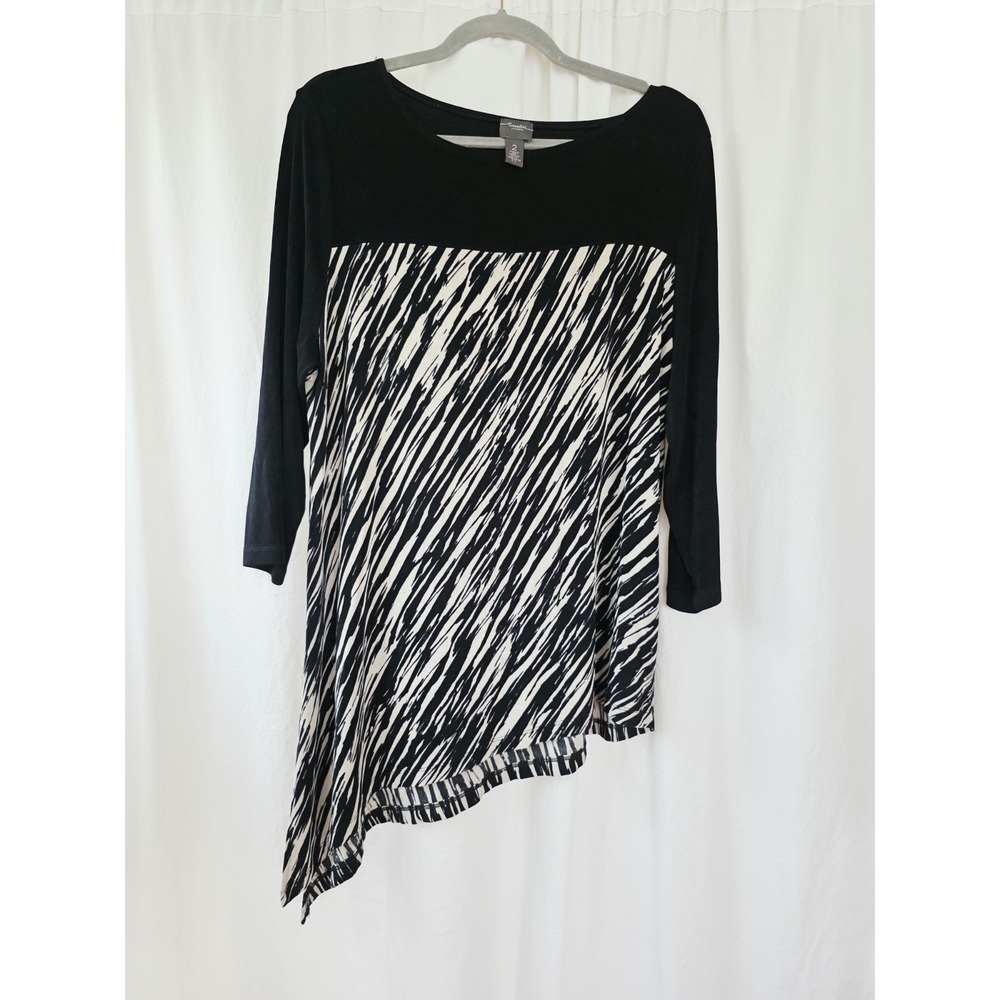 Chicos Travelers Tunic Top Size 2 US L 12 Black White Zebra Asymmetrical Hem